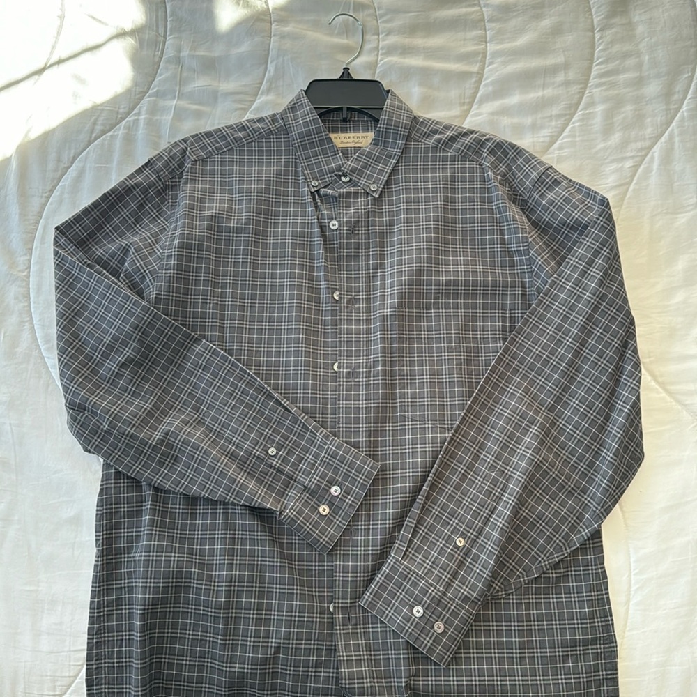 Burberry Classic Gray Design Buttondown with Pocket - Large